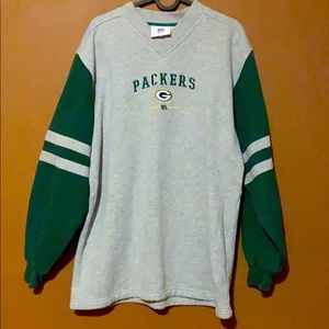 Green Bay Packers sweatshirt, mint condition.